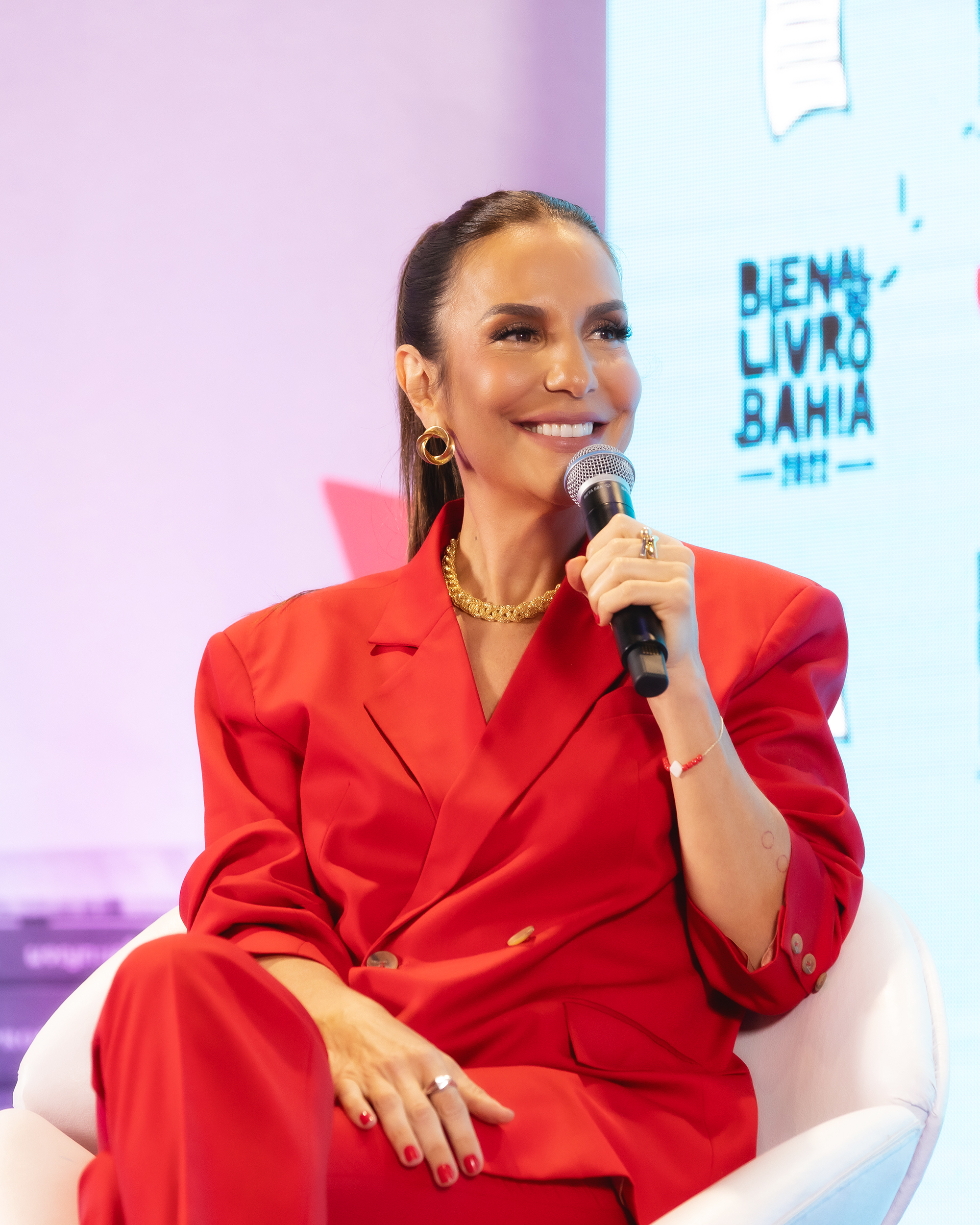 Ivete Sangalo, participa da Bienal do Livro Bahia